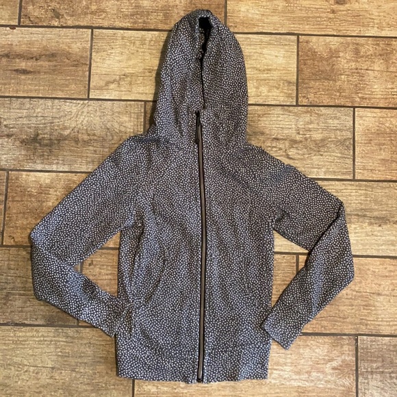 Lululemon Scuba Hoodie - Picture 4 of 10
